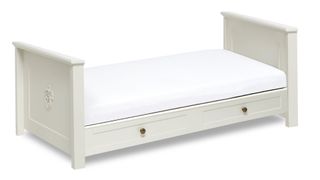 Marie-Chantal Silver Cross Cot Bed – £750