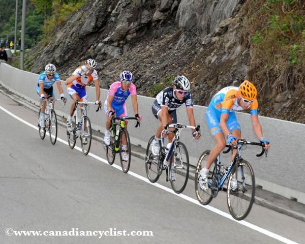 Ryder Hesjedal (Garmin-Transitions) leads the break