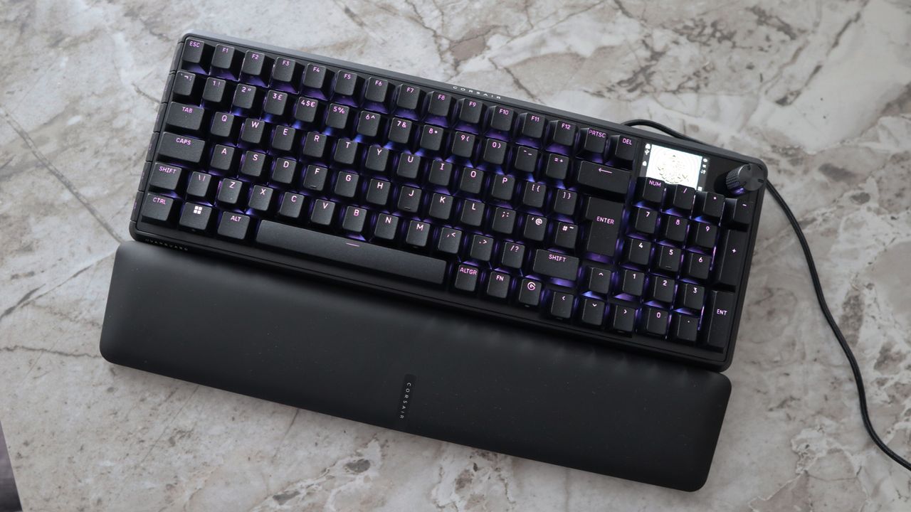 The Corsair Vanguard Pro 96 gaming keyboard