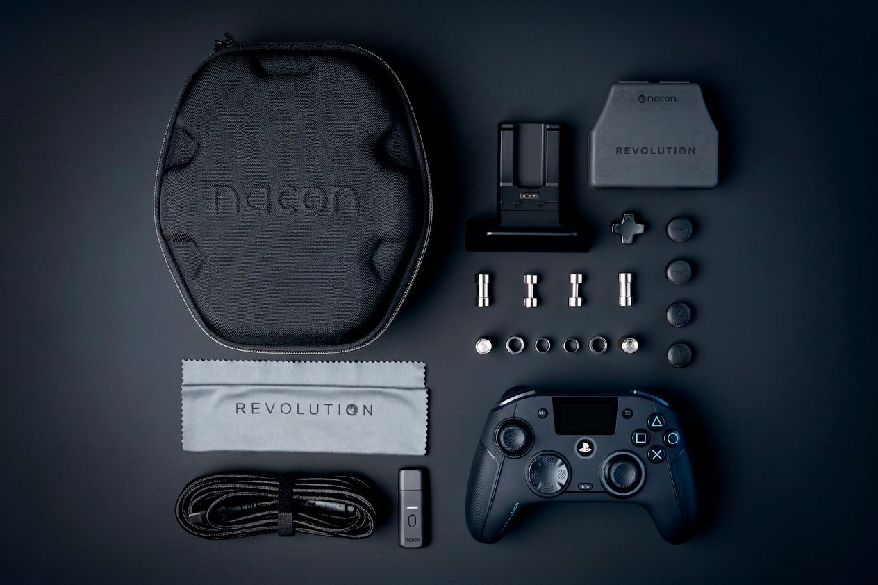 Nacon Revolution 5 Unlimited (R5U)