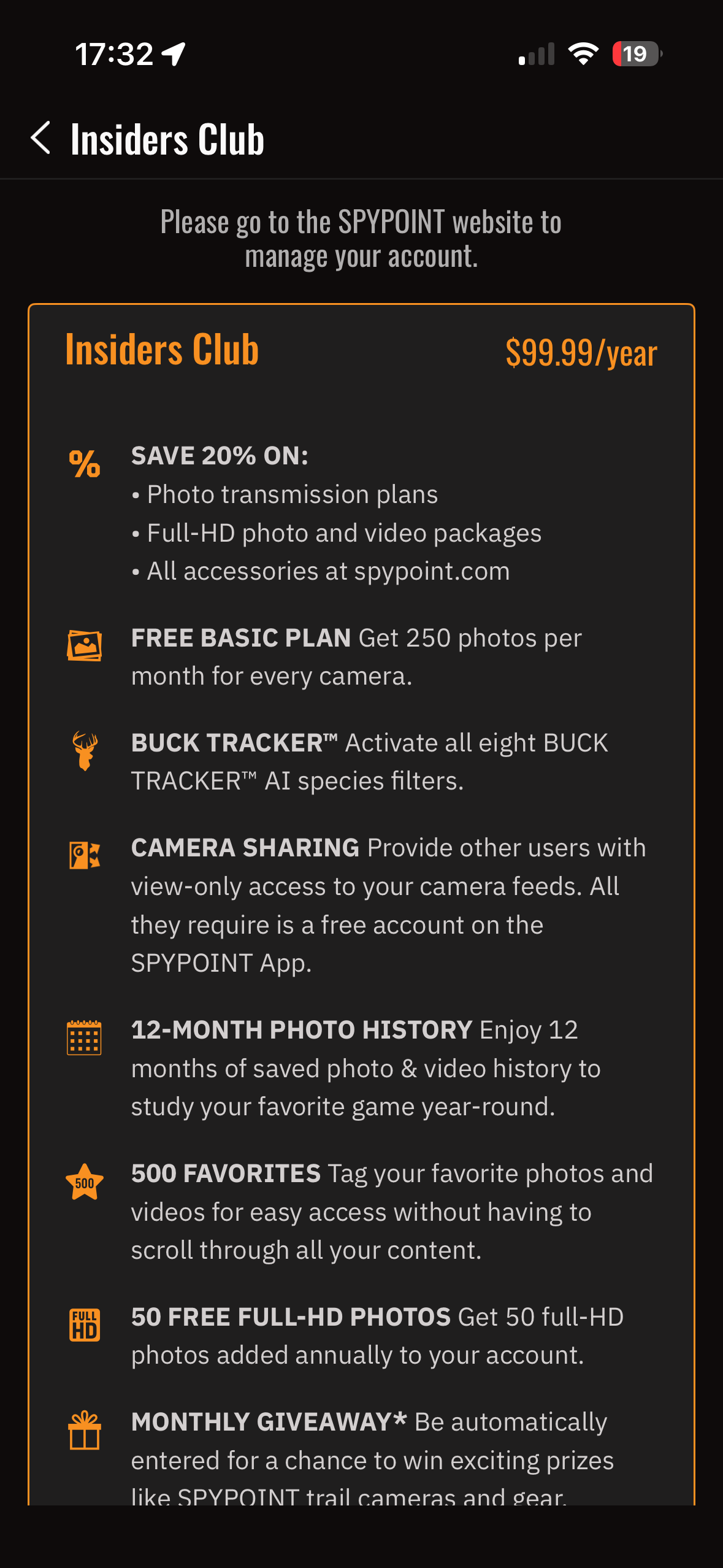Screenshots from the Spypoint app