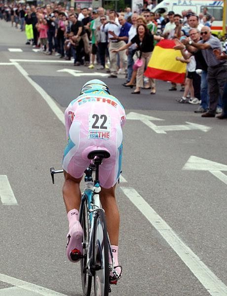 The competitors saw only his back at the end.