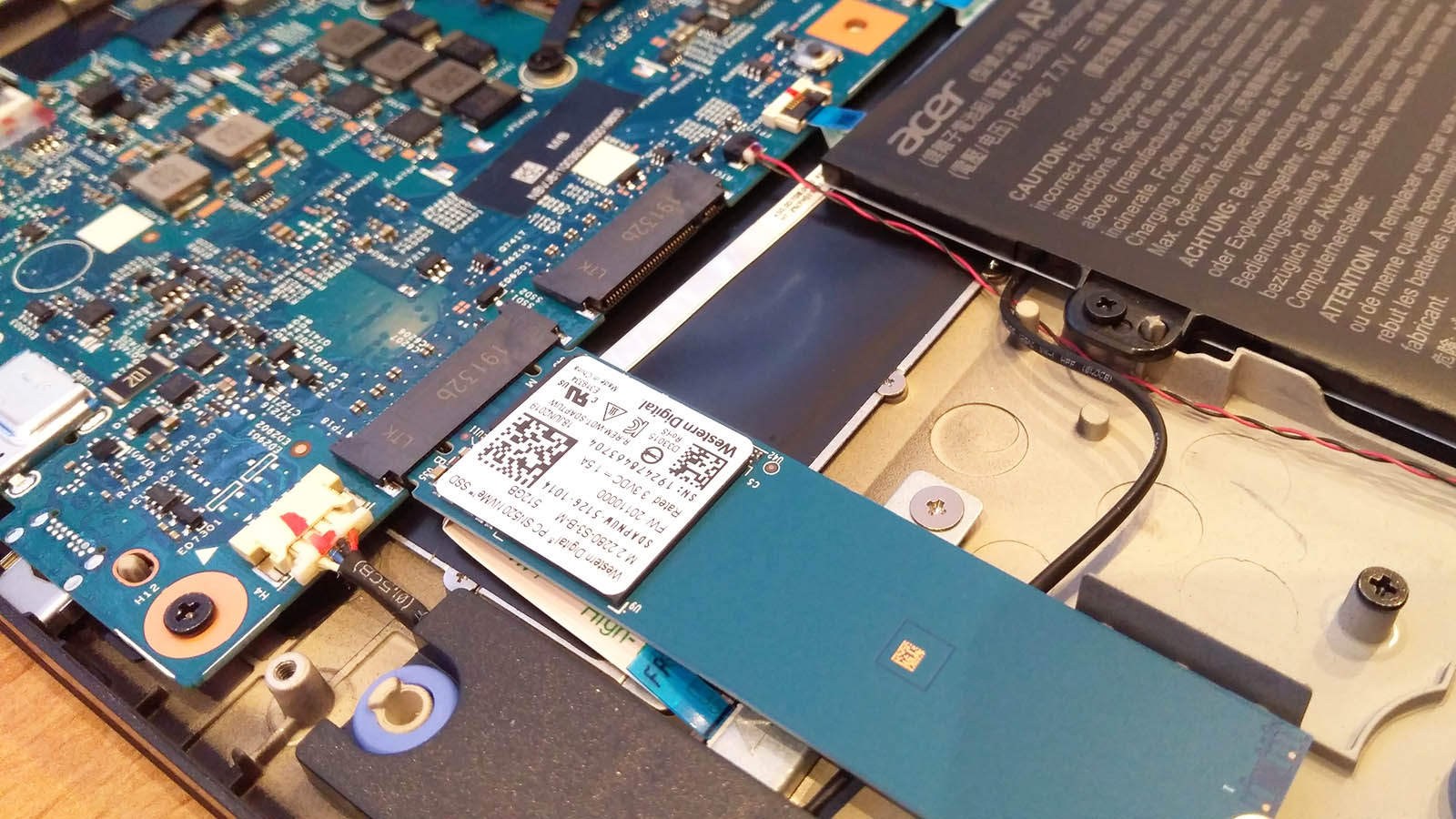 Acer TravelMate X5