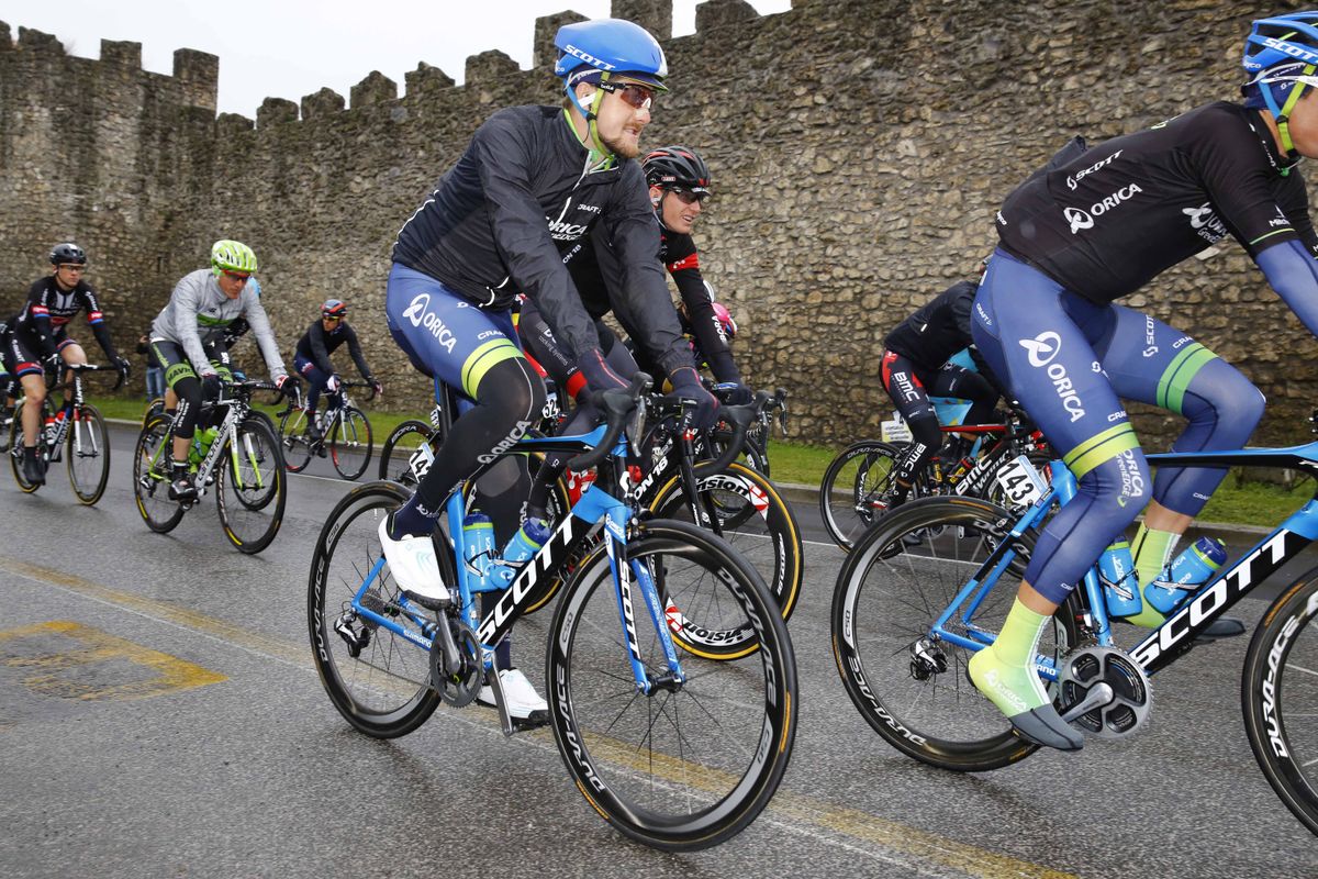 Luke Durbridge (Orica-GreenEdge) sets out from Rieti.