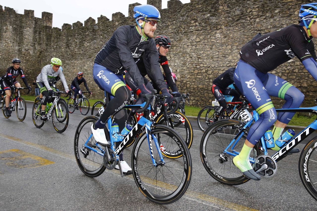 Luke Durbridge (Orica-GreenEdge) sets out from Rieti.