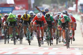 Elia Viviani beats Peter Sagan and Giacomo Nizzolo to win stage 10 at the 2018 Vuelta a Espana