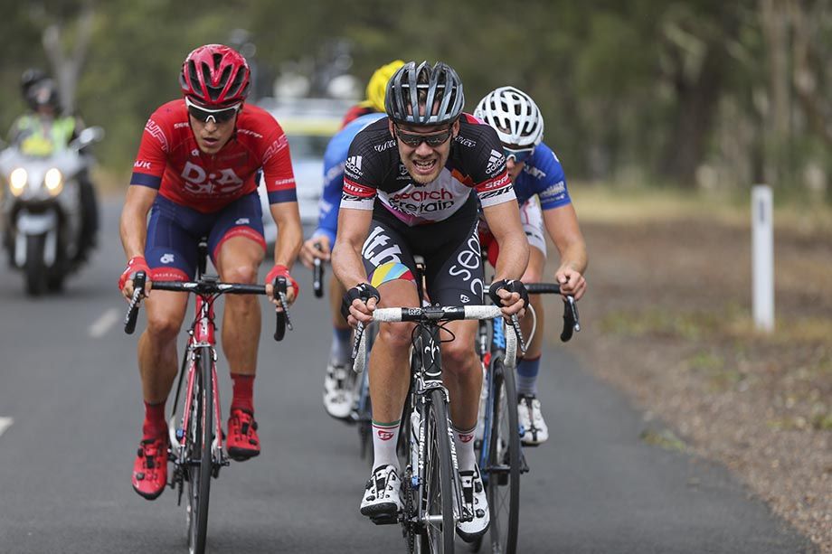 Cameron Bayly pushing the pace with 20km ot go