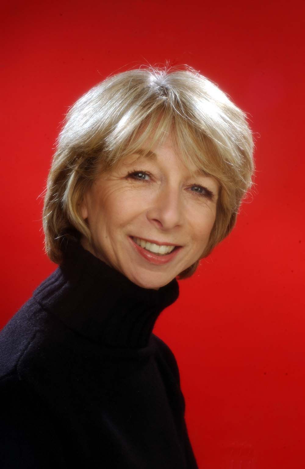 Coronation St's Gail saves dolphins in distress | News | Coronation ...