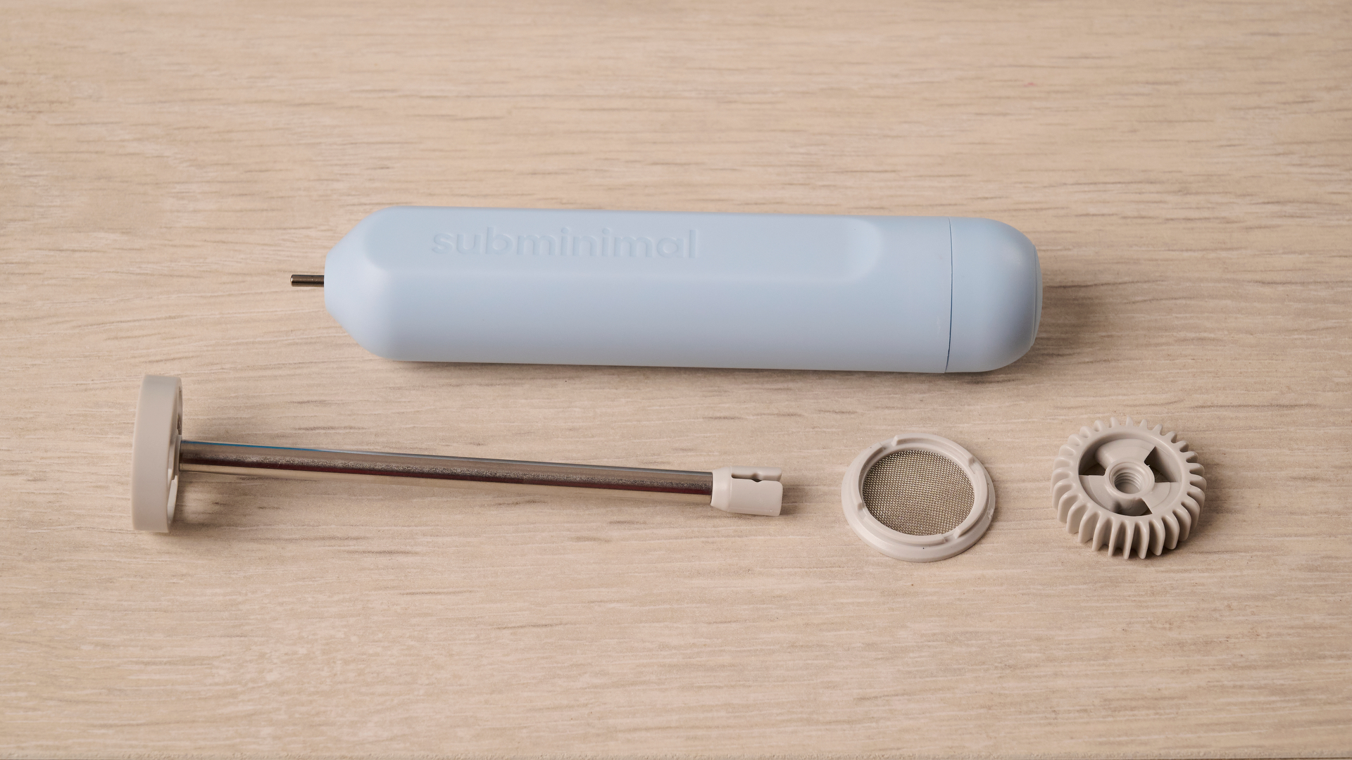 the subminimal nanofoamer go in sky blue photographed against the blue tom's guide background