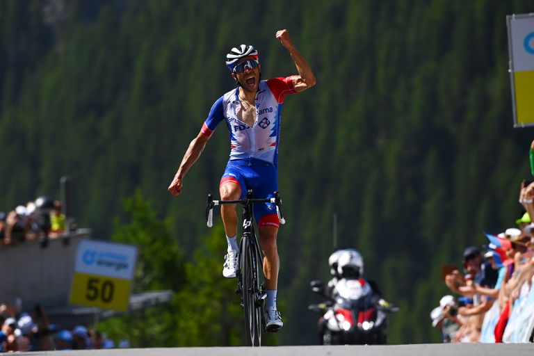 Thibaut Pinot wins stage seven of the Tour de Suisse.