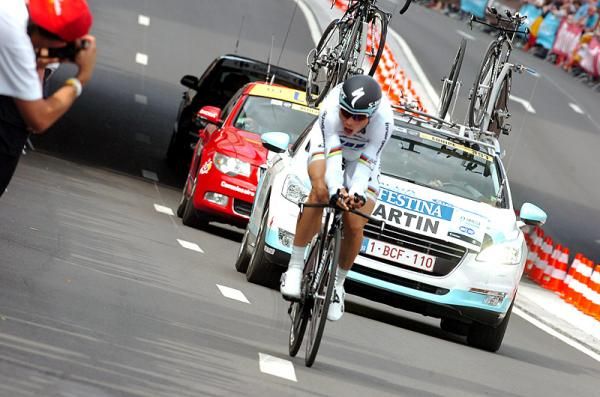 Time trial world champion Tony Martin's dreams of prologue victory were dashed when he flatted.