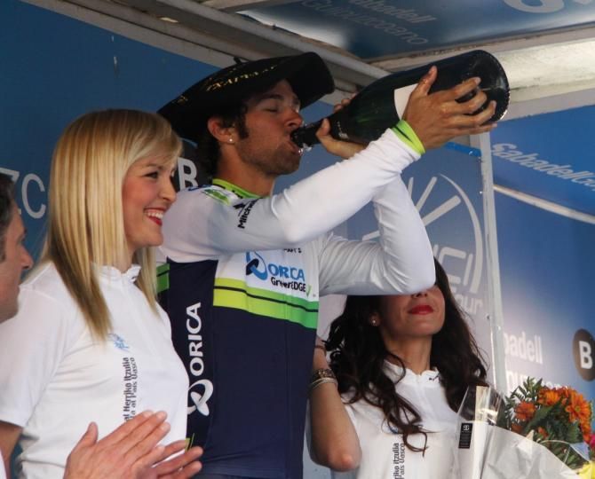 Michael Matthews (Orica GreenEdge) drinks some champagne