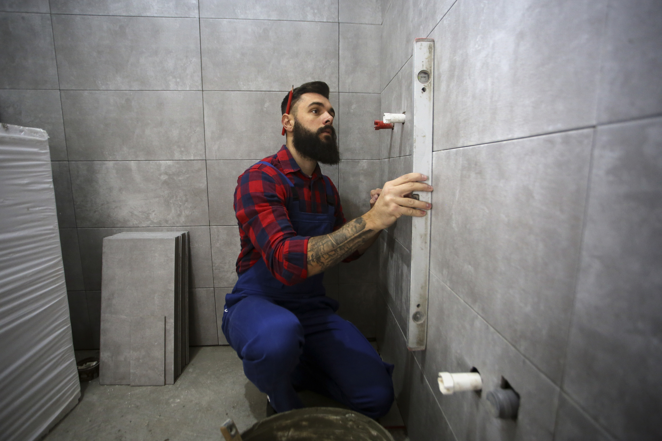 diy tiling a bathroom