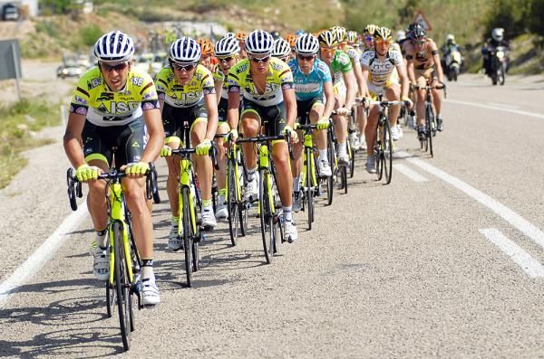The ISD-Neri team controls the break.