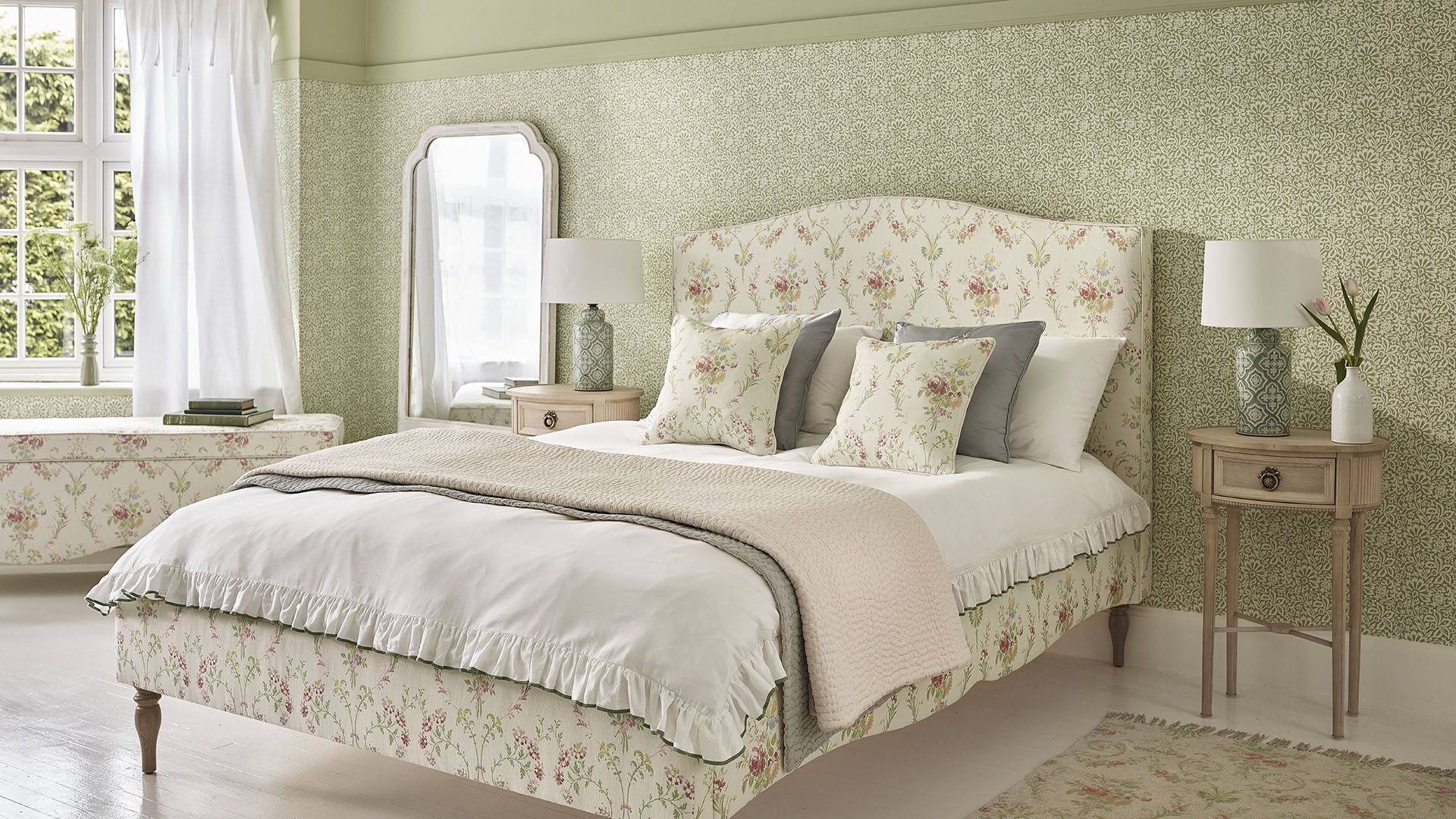 Floral bedroom upholstery