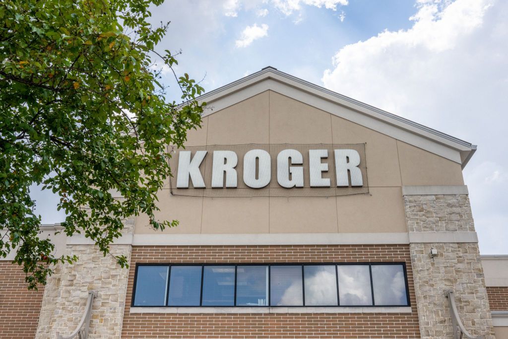 Kroger and Albertsons plan to merge into the nation's largest ...