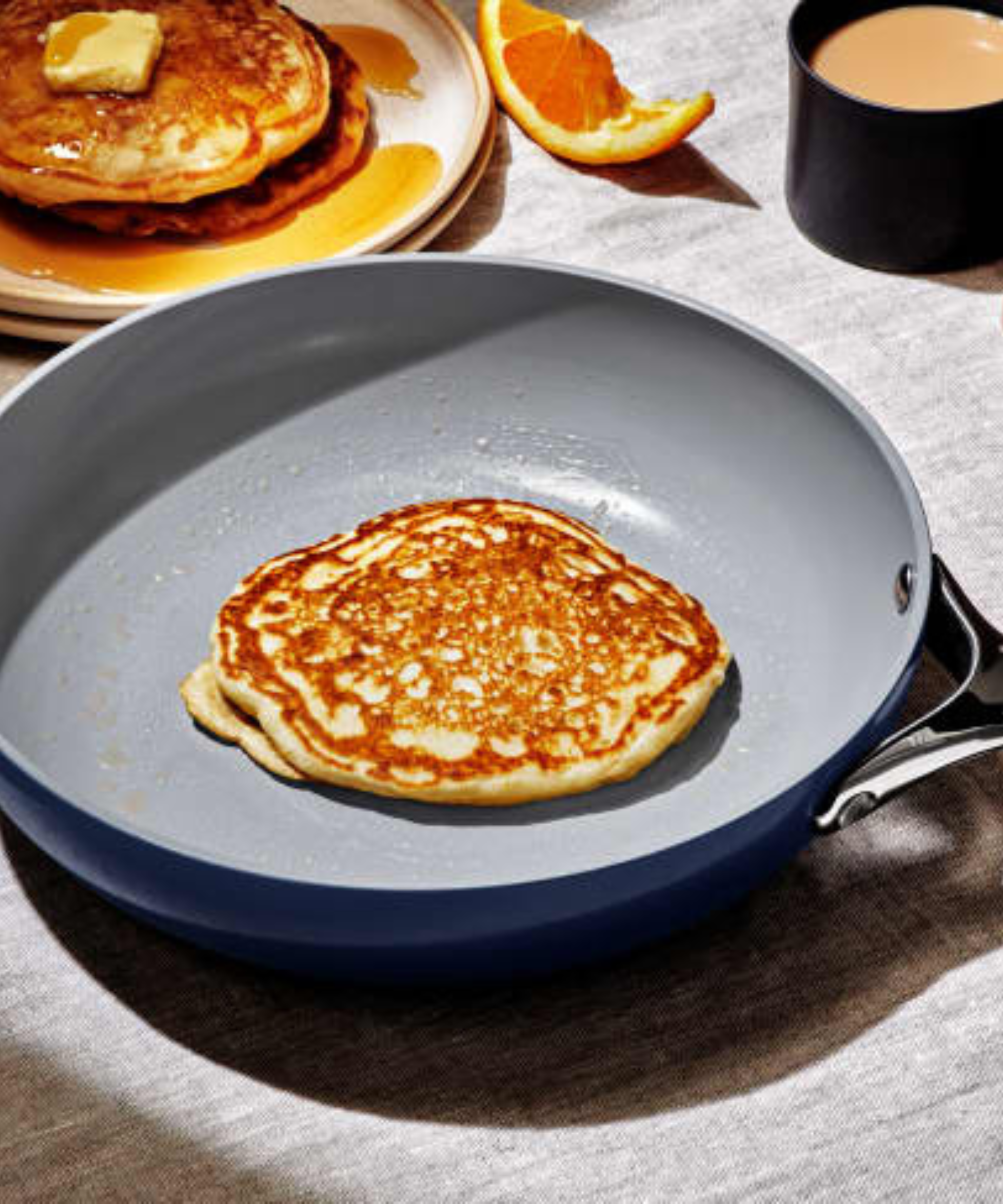 Caraway non-stick ceramic pan and American pancakes