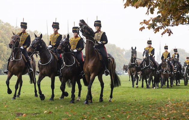 HM THE QUEEN ATTENDS THE KING&amp;rsquo;S TROOP ROYAL HORSE ARTILLERY 70th PARADE