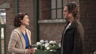 Rebecca Herbst and Jonathan Jackson as Elizabeth and Lucky talking in General Hospital