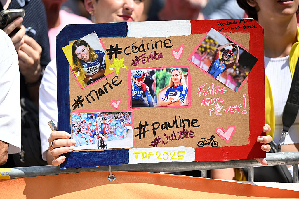 BOURG-EN-BRESSE, FRANCE - AUGUST 01: Fans prior to the 4th Tour de France Femmes 2025, Stage 7 a 159.7km stage from Bourg-en-Bresse to Chambery / #UCIWWT / on August 01, 2025 in Bourg-en-Bresse, France. (Photo by Szymon Gruchalski/Getty Images)