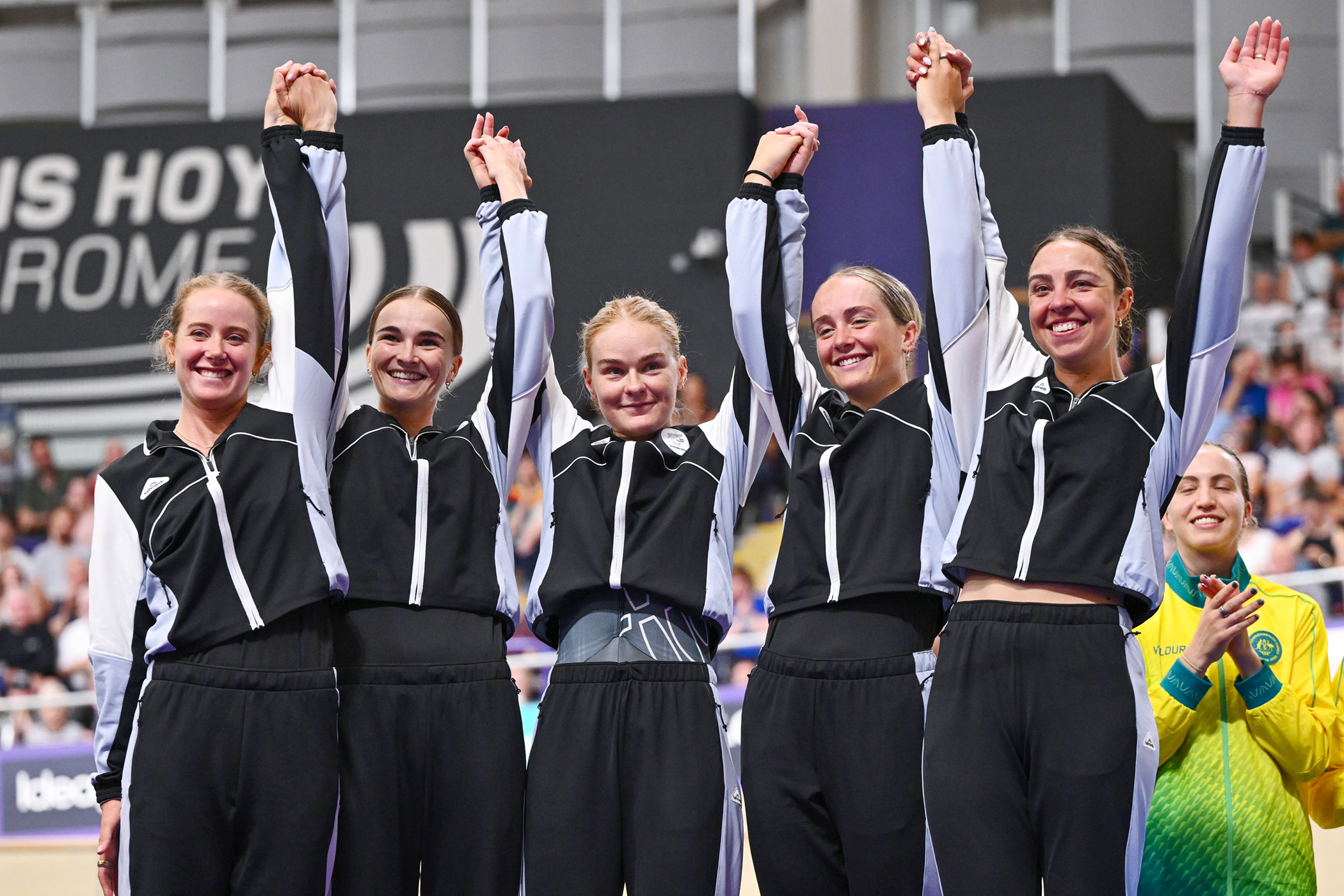 Bryony Botha, Prudence Fowler, Emily Shearman, Ally Maree Wollaston and Samantha Donnelly celebrates silver in the team pursuit for New Zealand at the Commonwealth Games