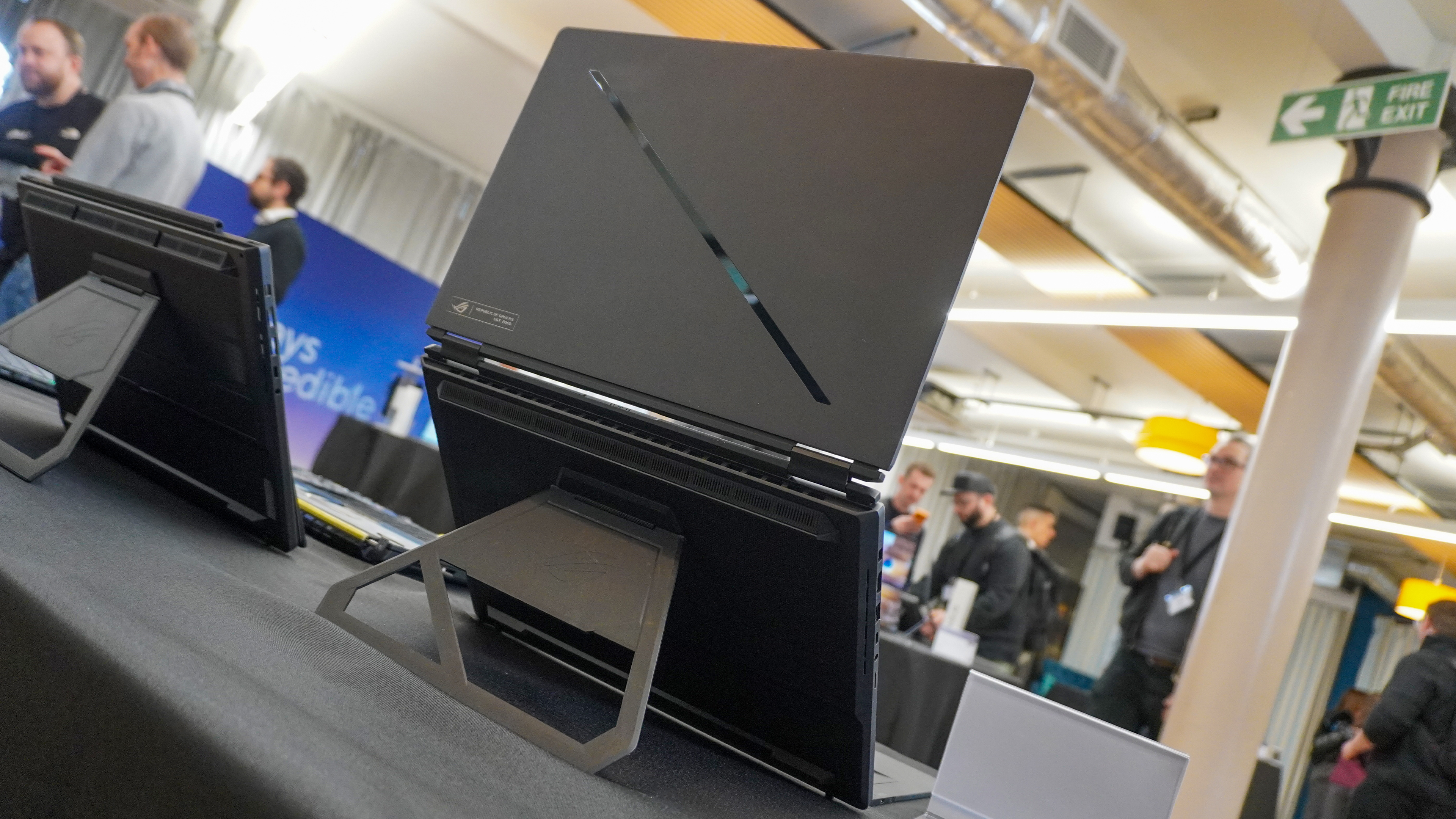 Asus ROG Zephyrus Duo (2026)