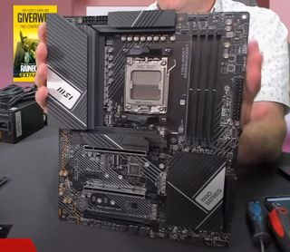 Характеристики AMD Zen 4 Ryzen 7000 34 Райзен 7000