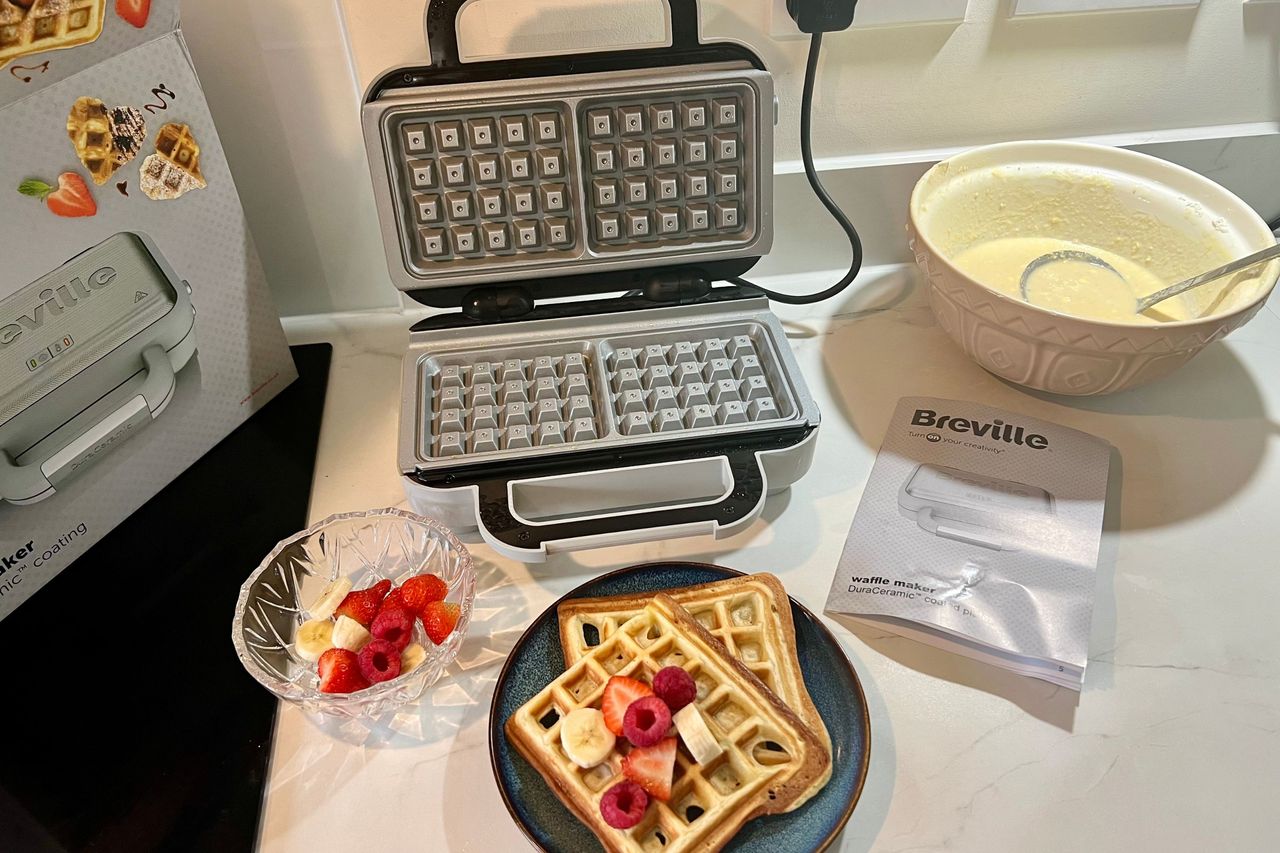 Breville DuraCeramic Waffle Maker