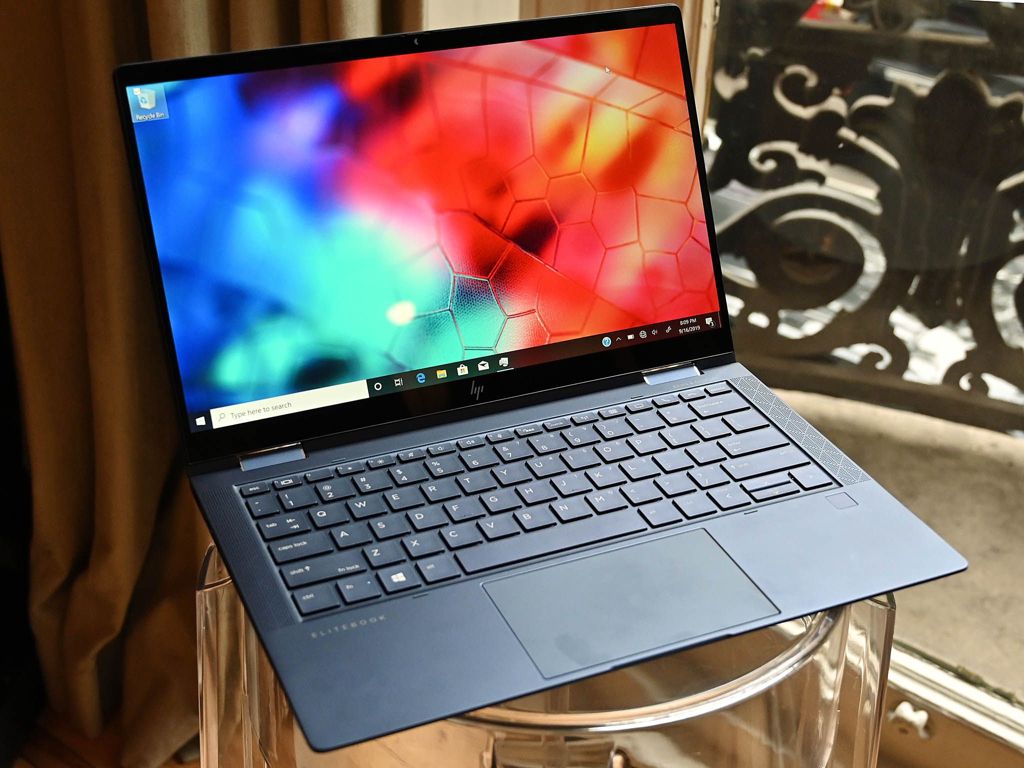 美品HP Elite DragonflyG1i7/16/512GB オフィス付き The HP Elite Dragonfly is a gorgeous business 2-in-1 and it's