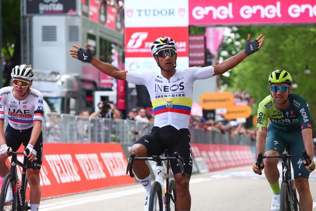 Lecuadoriano Narvaez vince la prima tappa del Giro 2024 (foto Luca Bettini / AFP / Getty Images)