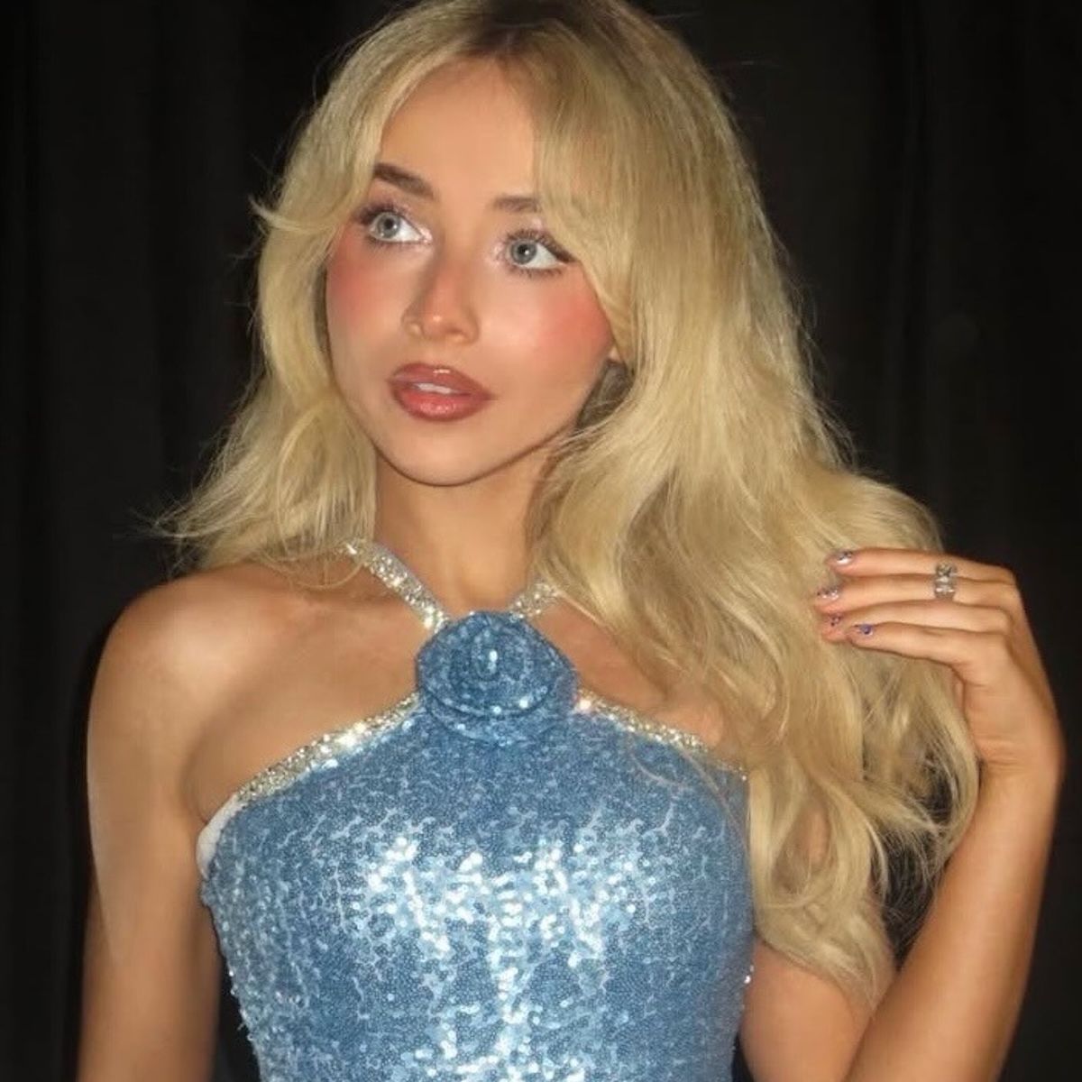  From South America to Coachella: Sabrina Carpenter's Signature Makeup Look Stays Put Thanks to These 12 Stage-Proof Products 