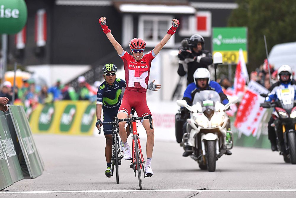 Ilnur Zakarin (Katusha) crosses the line first but Nairo Quintana gets the after Zakarin is relegated.