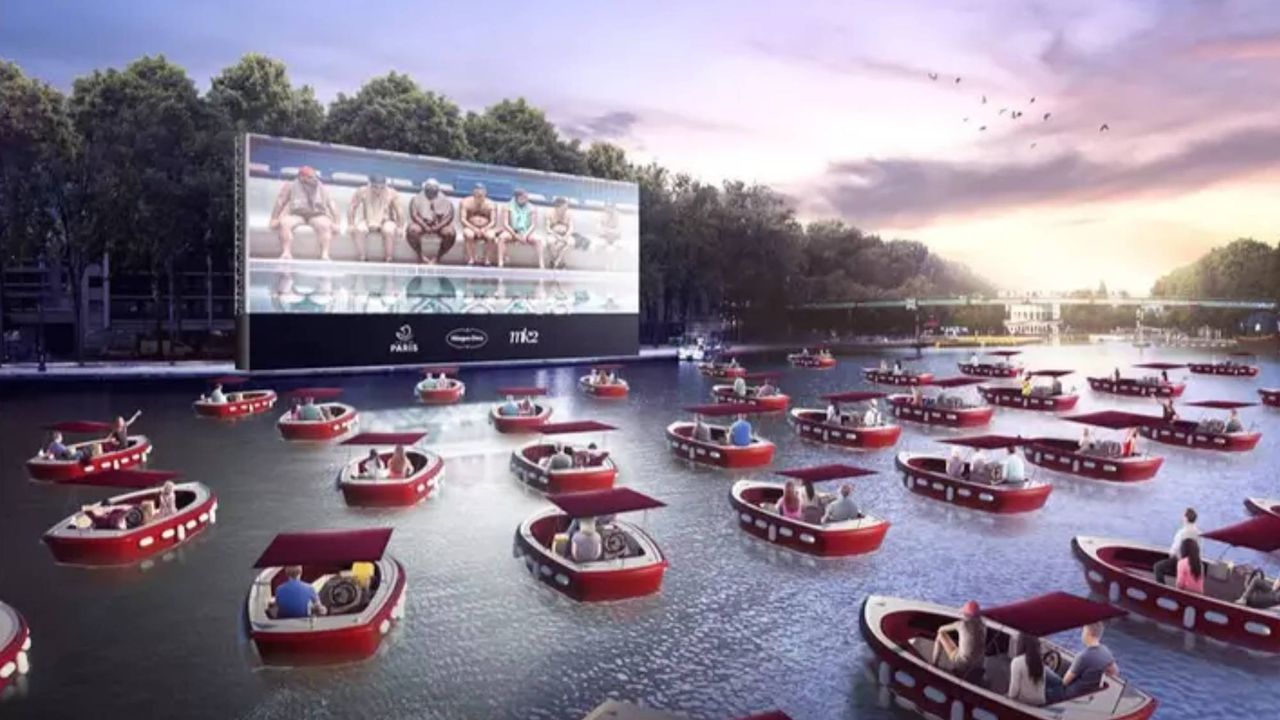 floating cinema paris