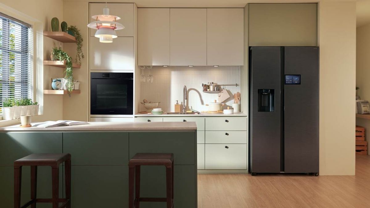 It’s not a gimmick – 3 smart fridge freezers actually worth the investment