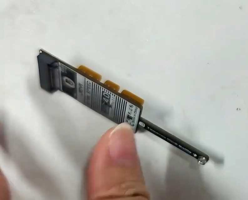 JEYI "ArcherX" flat PCIe to M.2 adapter