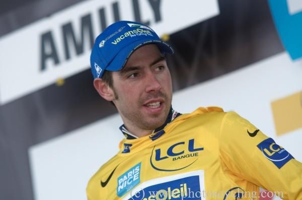 Thomas De Gendt (Vacansoleil - DCM) remains in the yellow leader's jersey.
