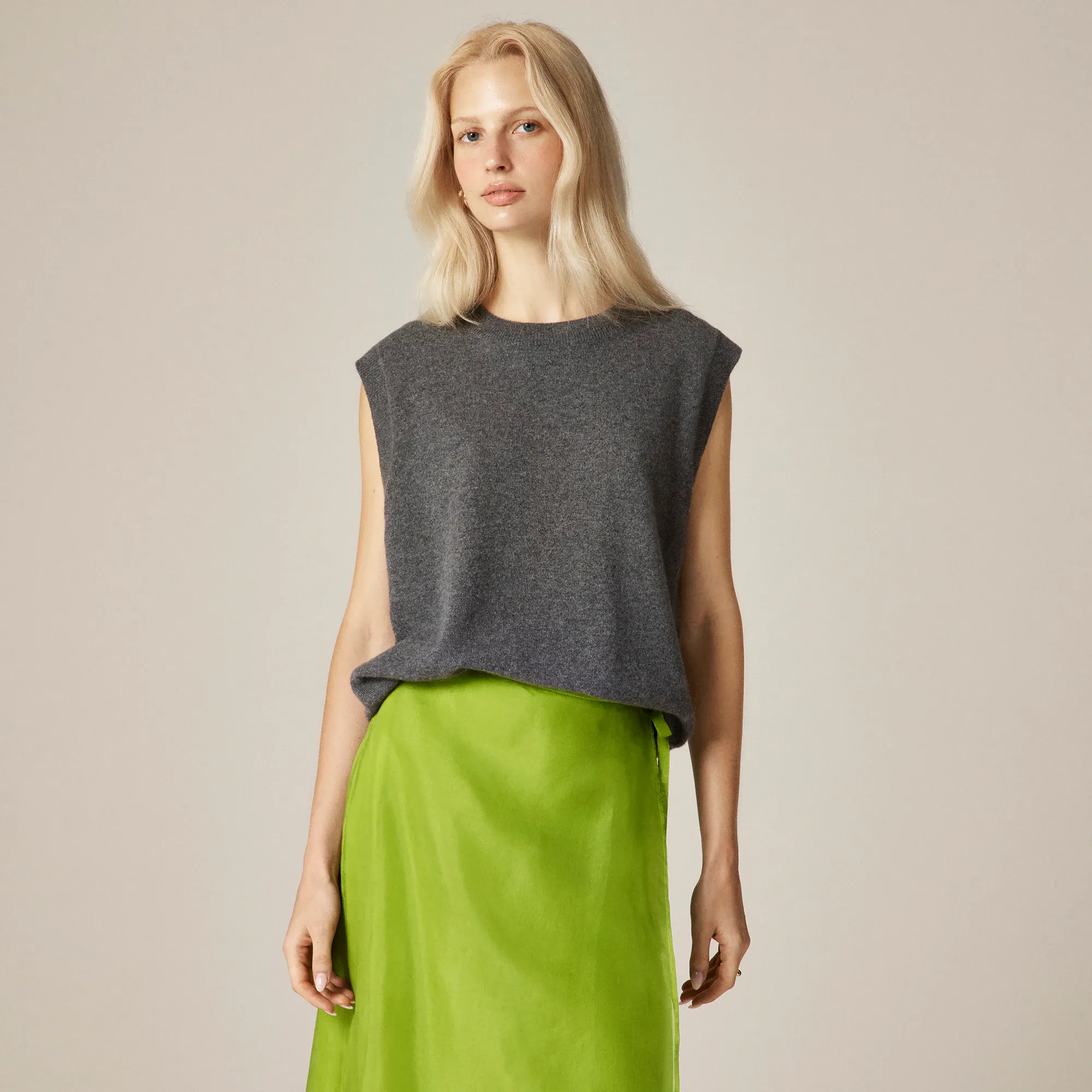 Cashmere Relaxed Sweater-Vest