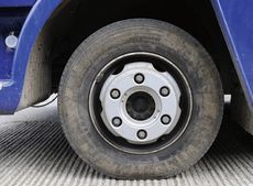 lorry-tyre.jpg