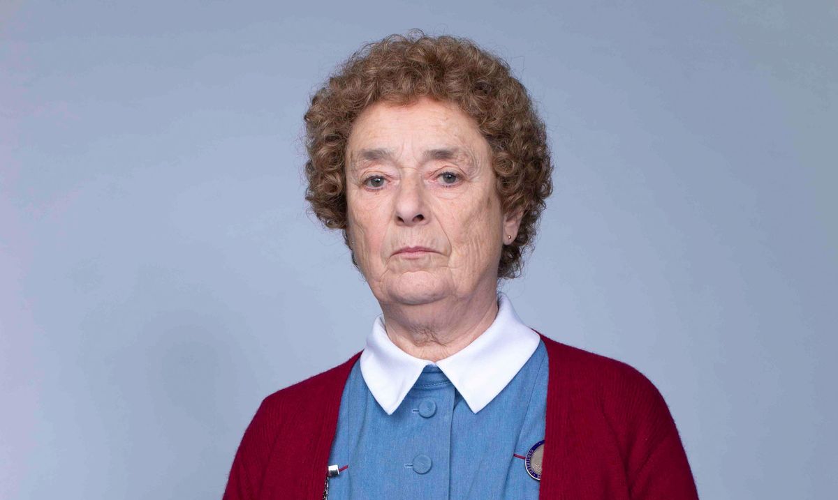 Call The Midwife Nurse Crane (Linda Bassett) .