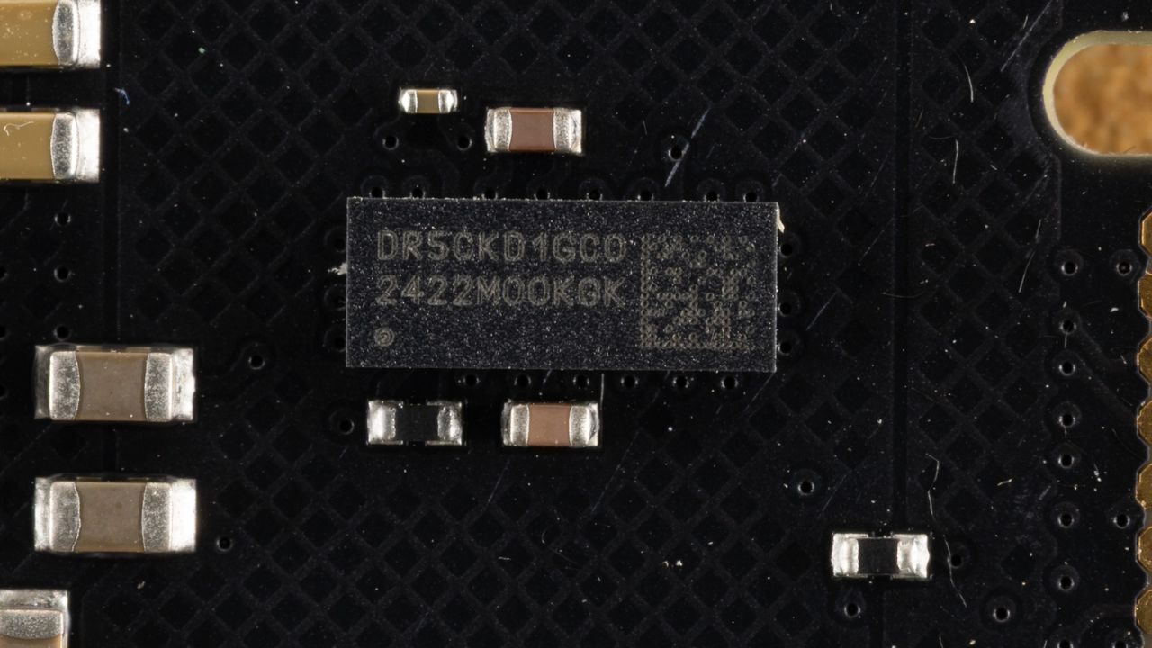 Klevv Cras V RGB DDR5-9600 C46