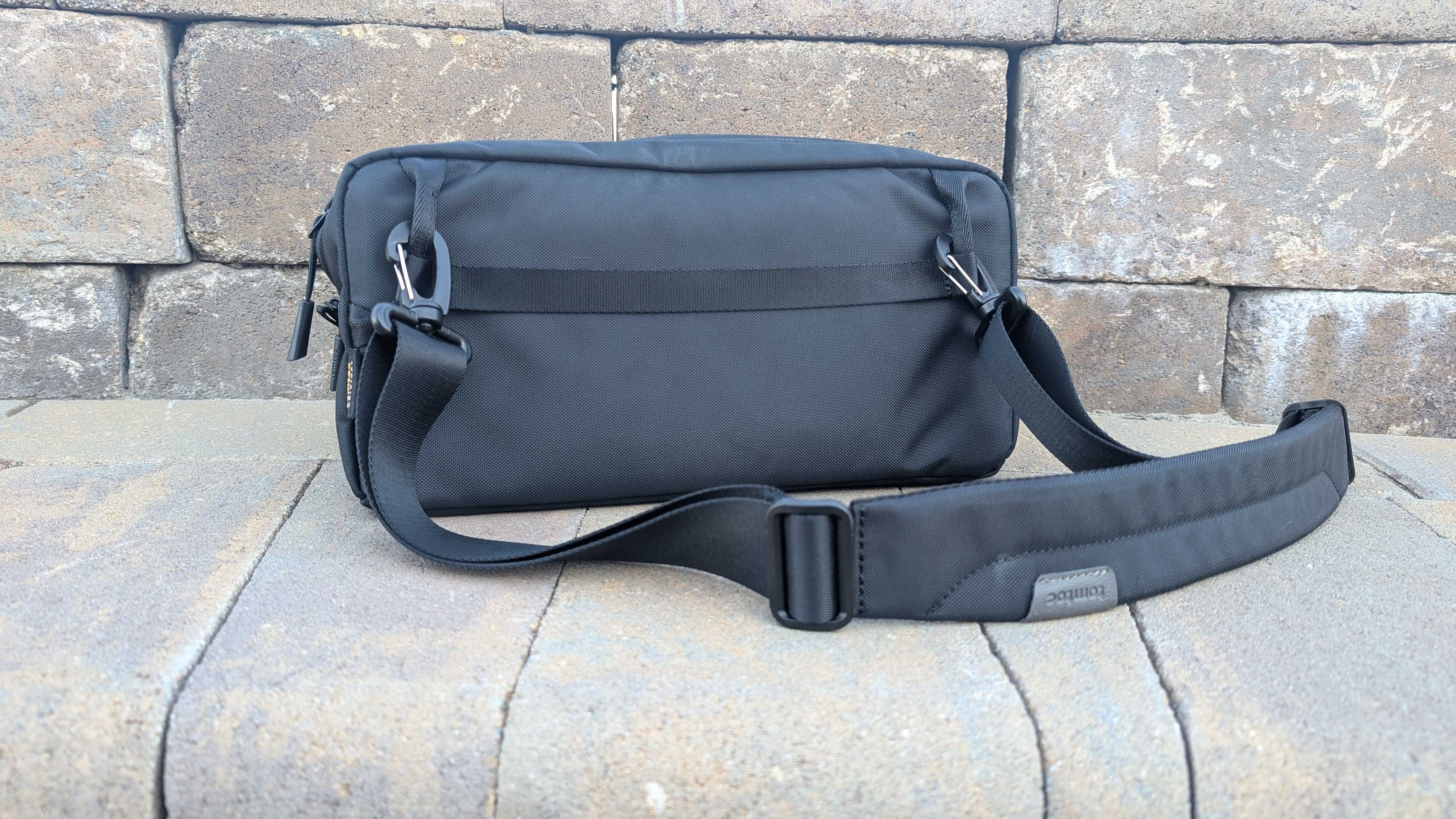 Photos of the new Tomtoc Arccos Travel Bag, which works great for handheld gaming PCs like the ASUS Xbox Ally and Legion Go 2.