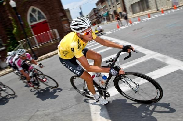 Scott Lyttle (Pure Black Racing) stayed at the front to hold onto his lead today.