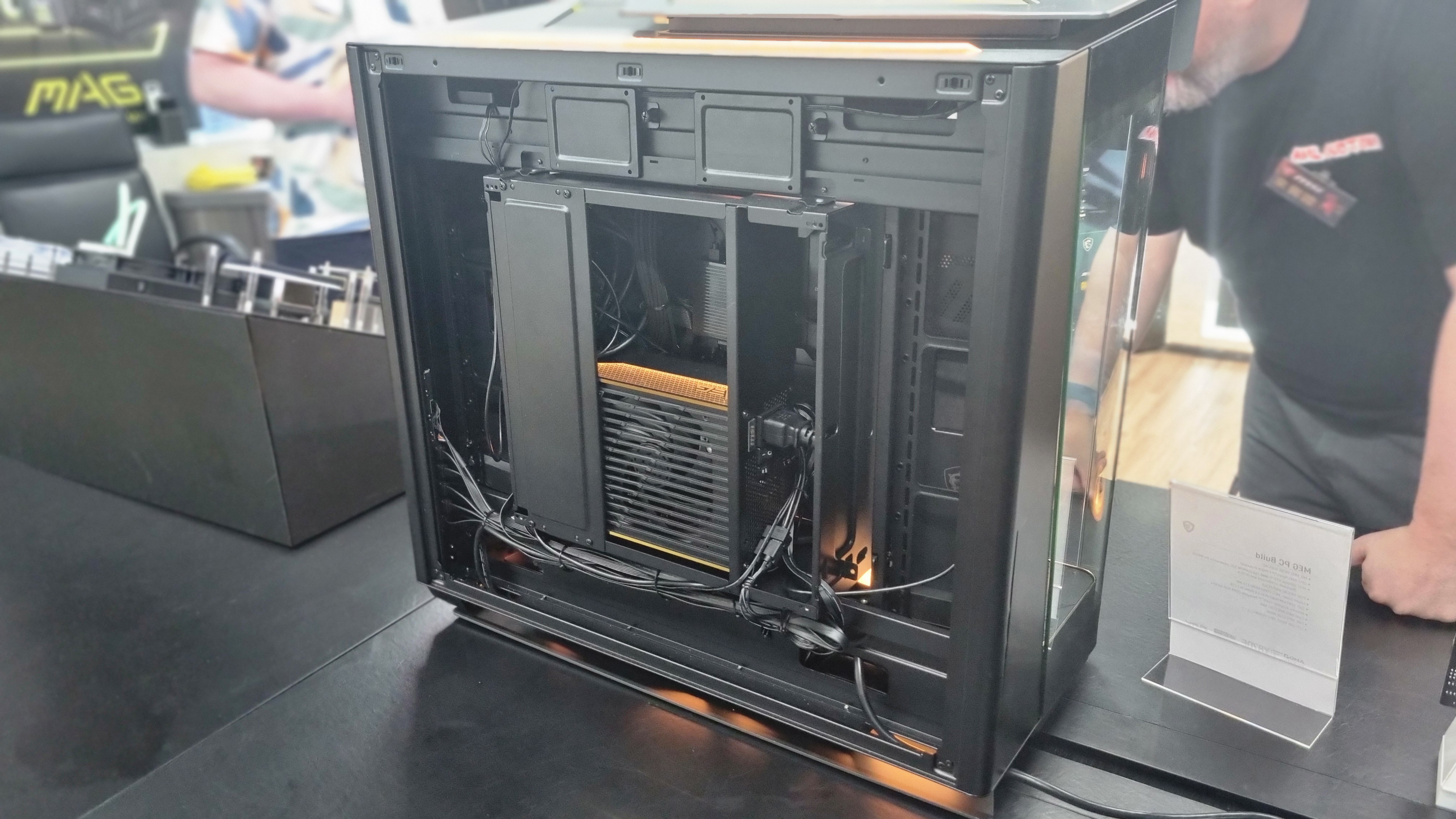 The MSI MEG Maestro 900 series case in various configurations