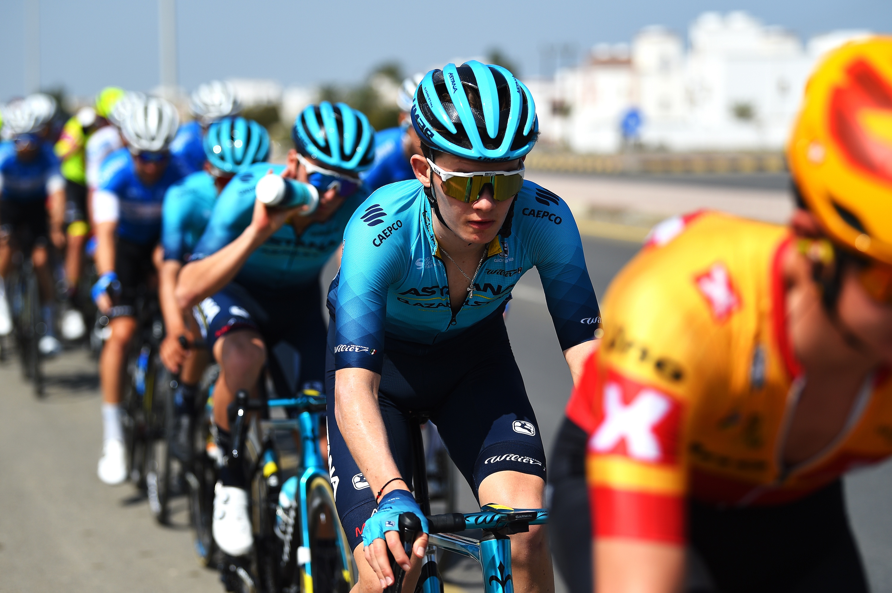 Alexandr Vinokourov riding in the Tour of Oman 2022