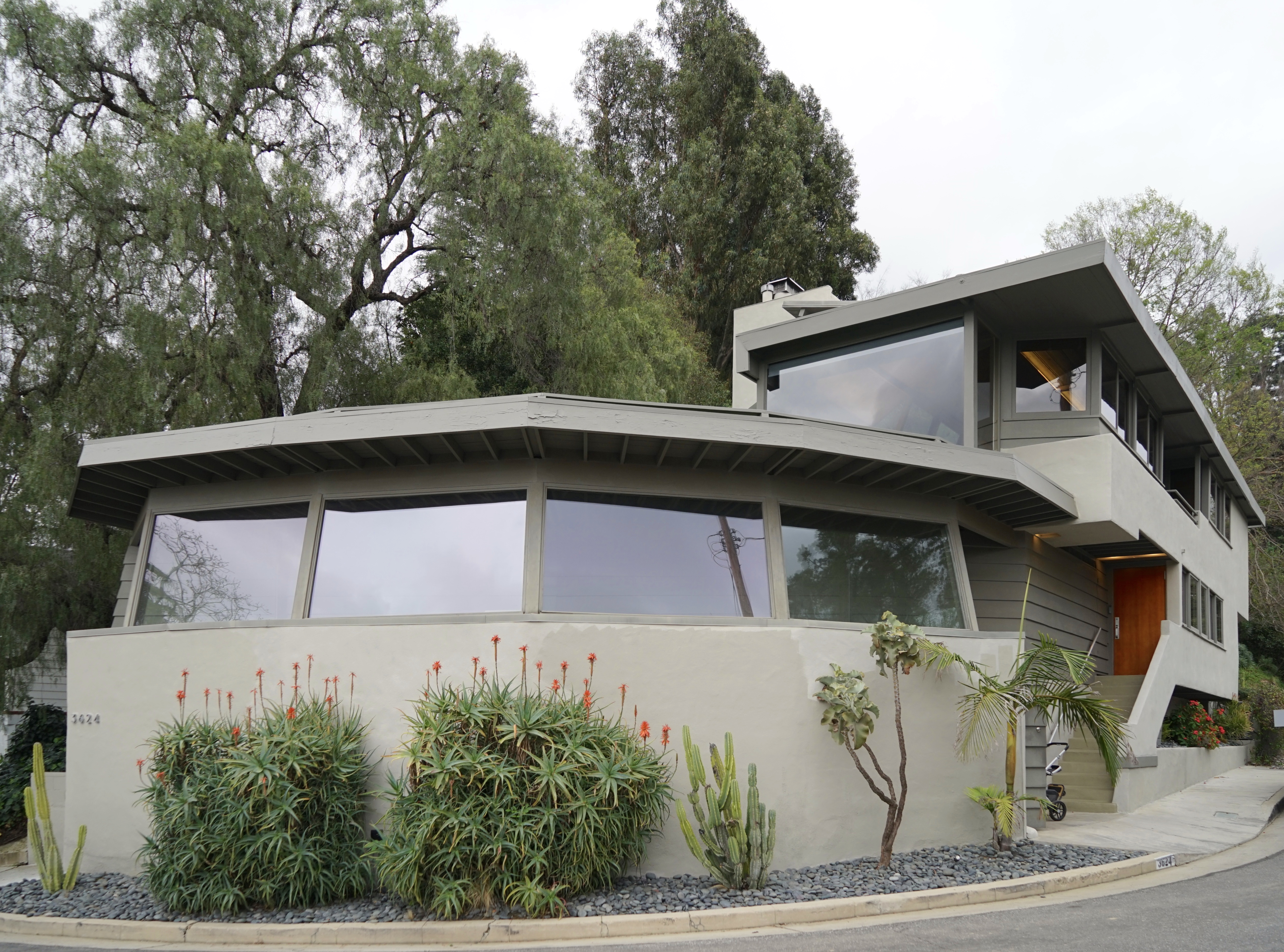 roxy roth house