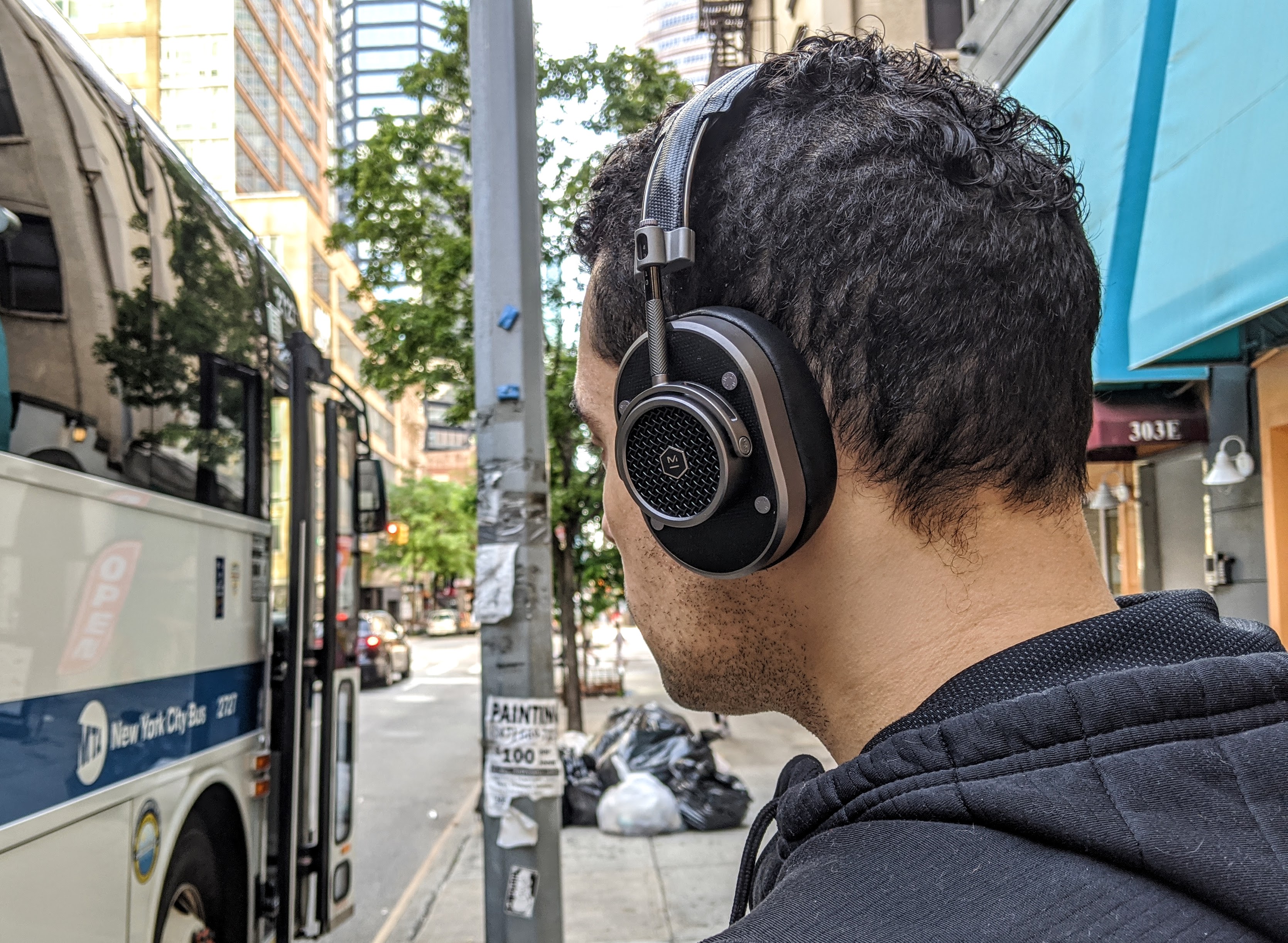Master & Dynamic MH40 Wireless