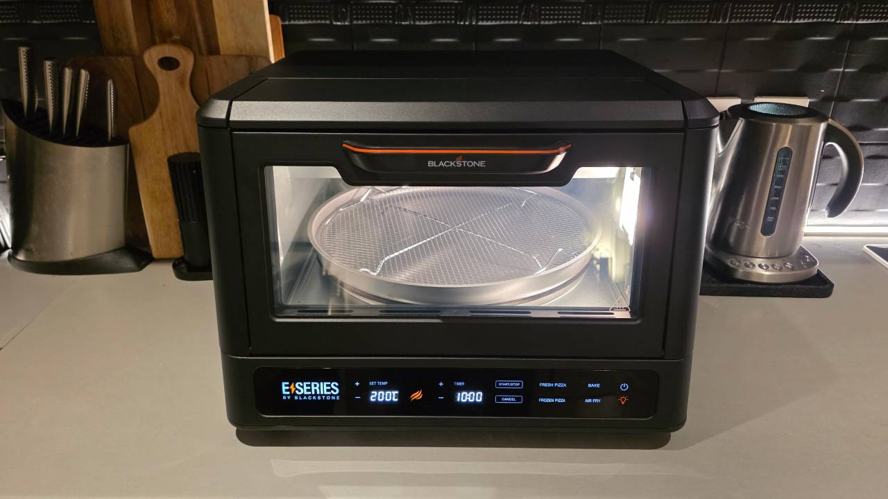 Blackstone E Series Pizza Oven Air Fryer Combo