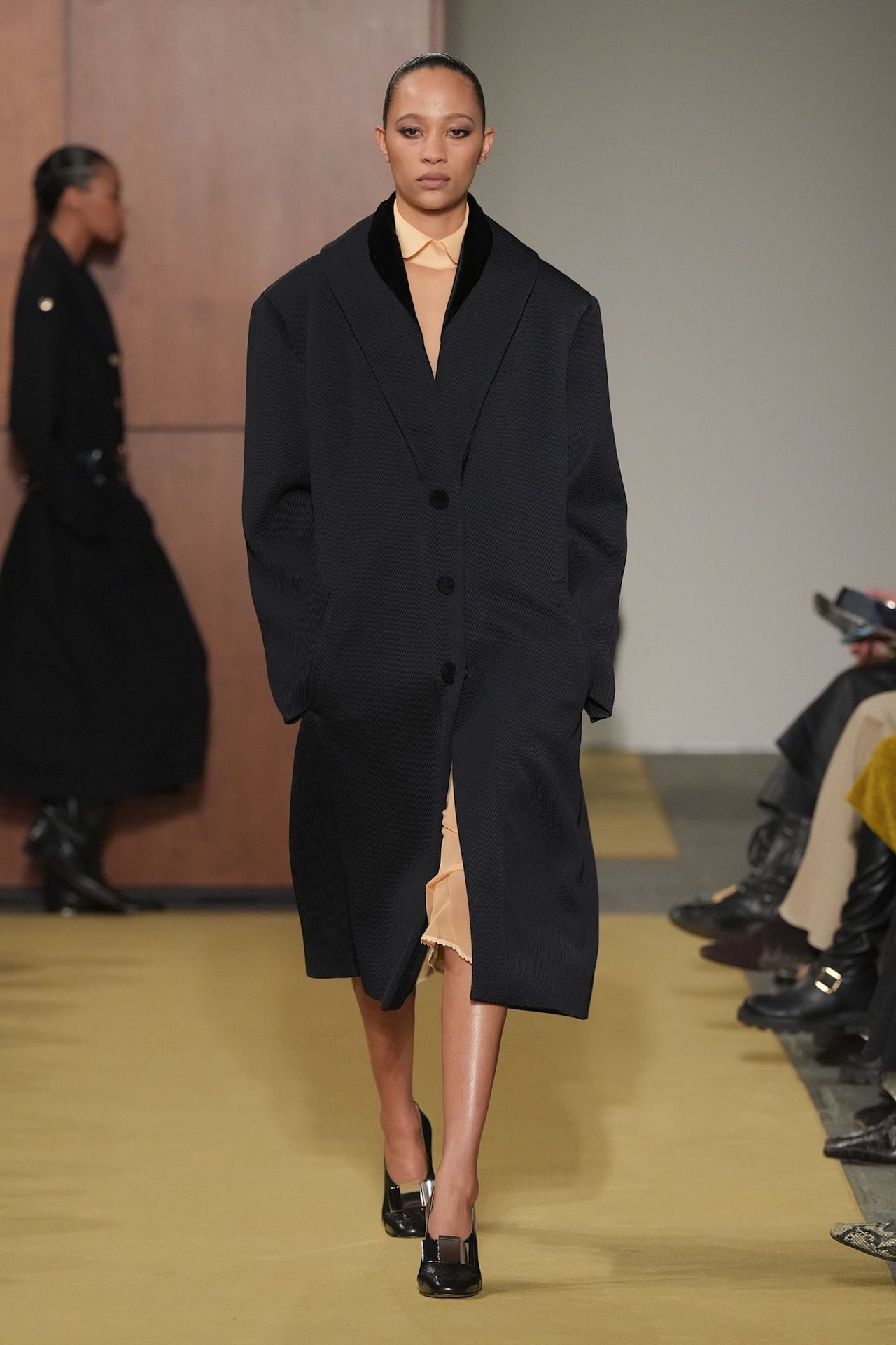 models on the Fall 2026 Tory Burch fashion show runway