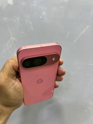 Pixel 9 in Pink