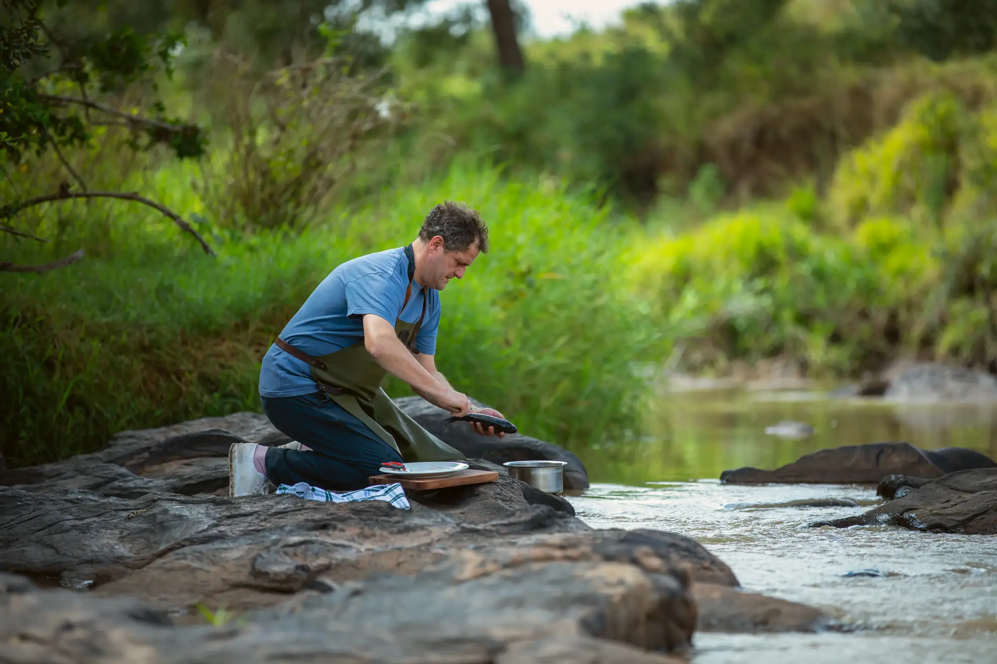 BLE18.travel_summer.KITWValWarnerRivercookinginKenyacreditPetrosTeka